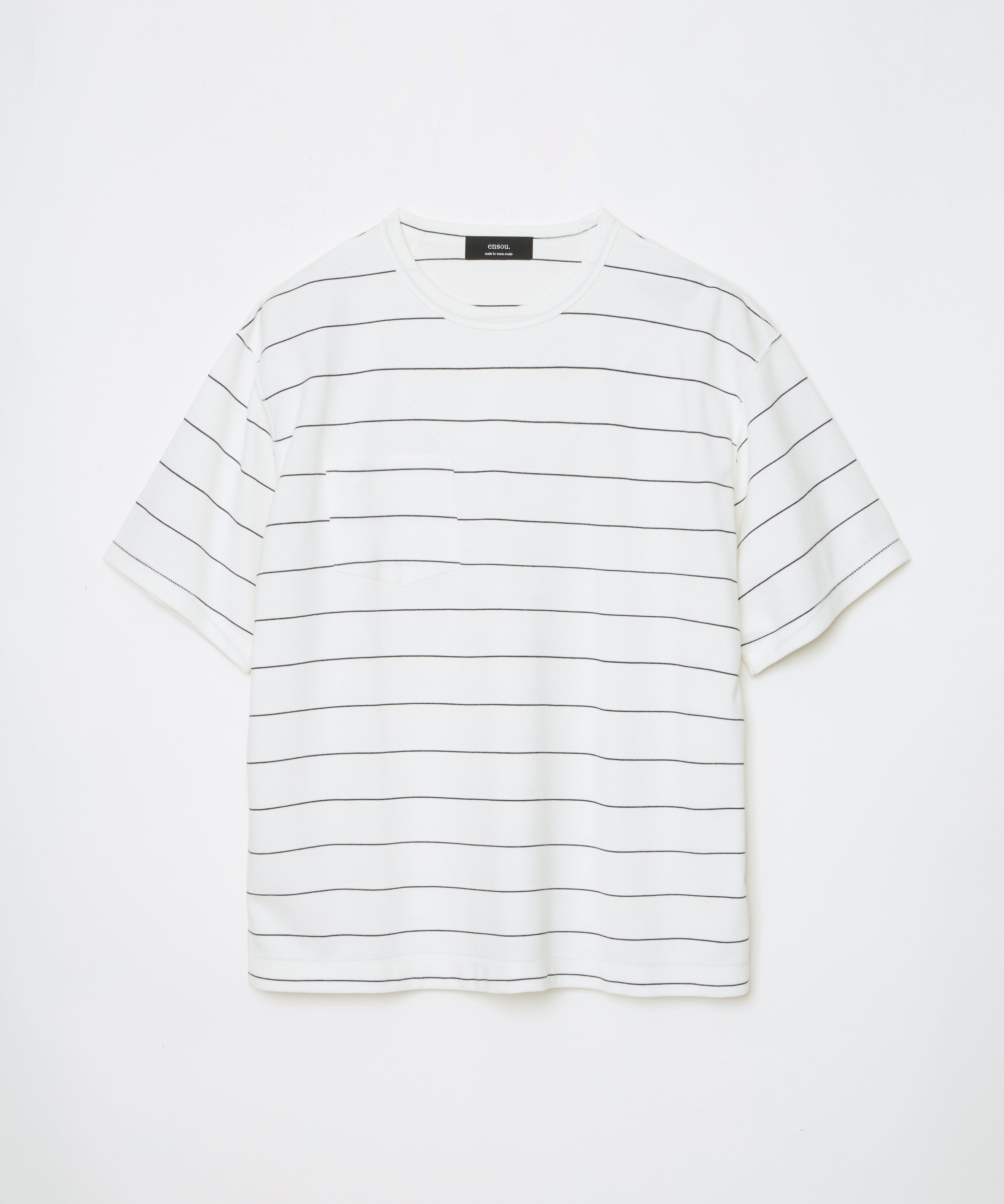 Right-pocketed T-shirt (White x Black)