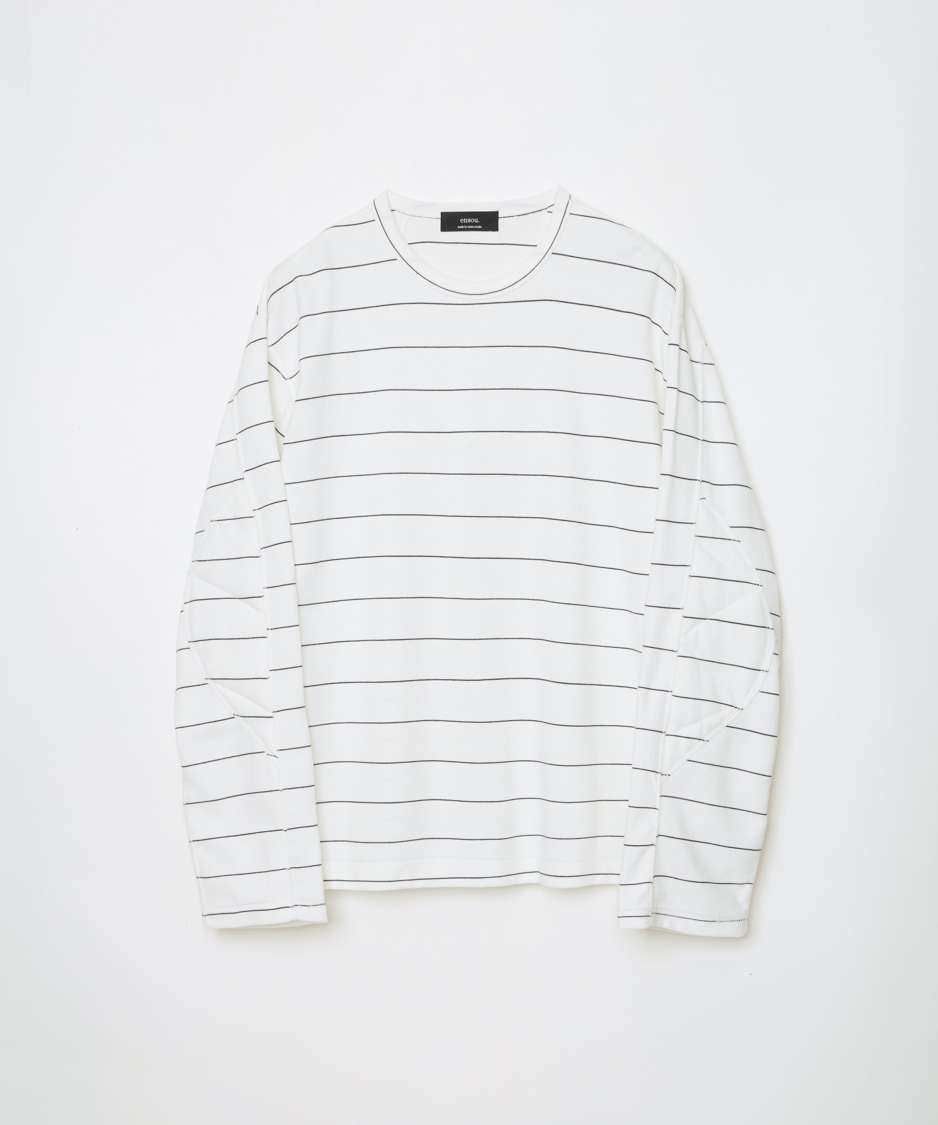 D-shaped Long Sleeve Tee (White x Black)