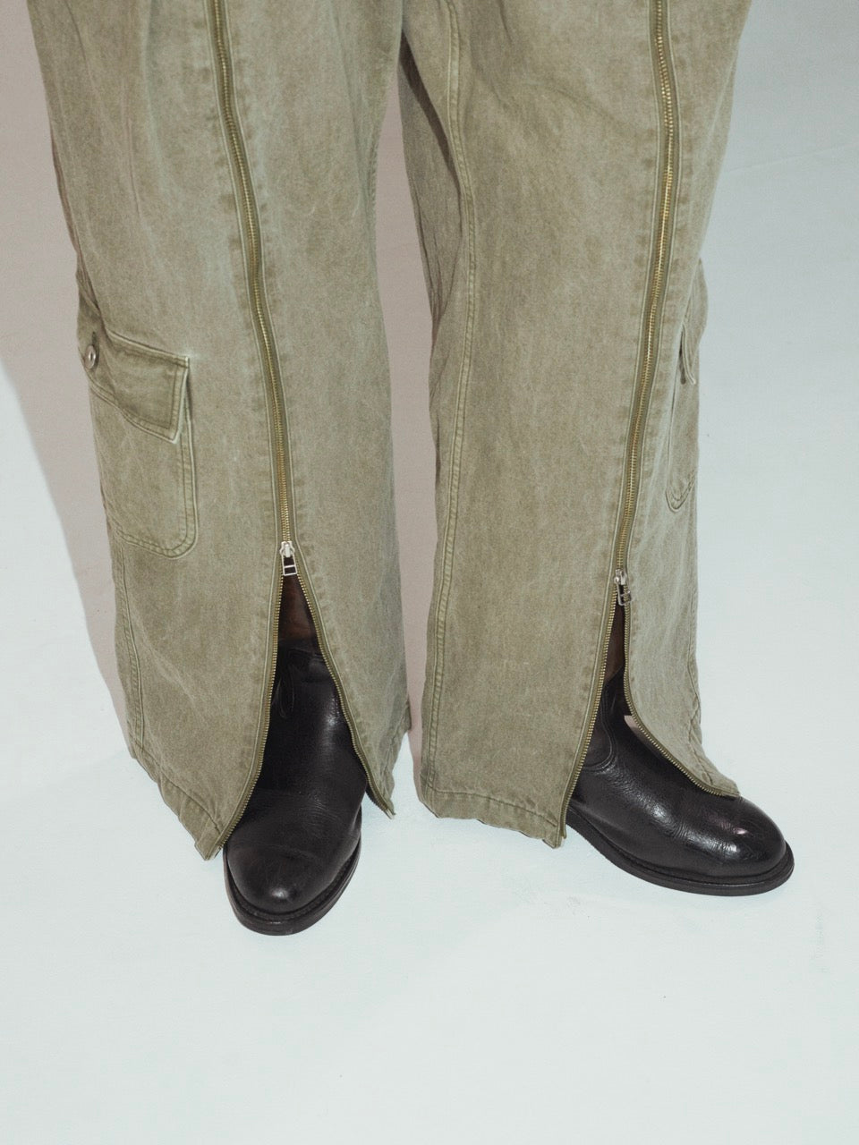 ensou. Parachute Pants (Olive) / E13P008